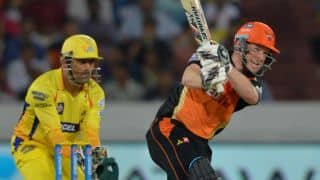 Eoin Morgan dismissed for 63 by Shane Watson against Rajasthan Royals in IPL 2015
